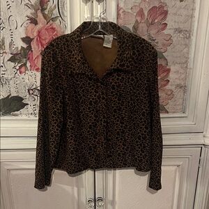 Elegant Leopard Print Button Down Shirt